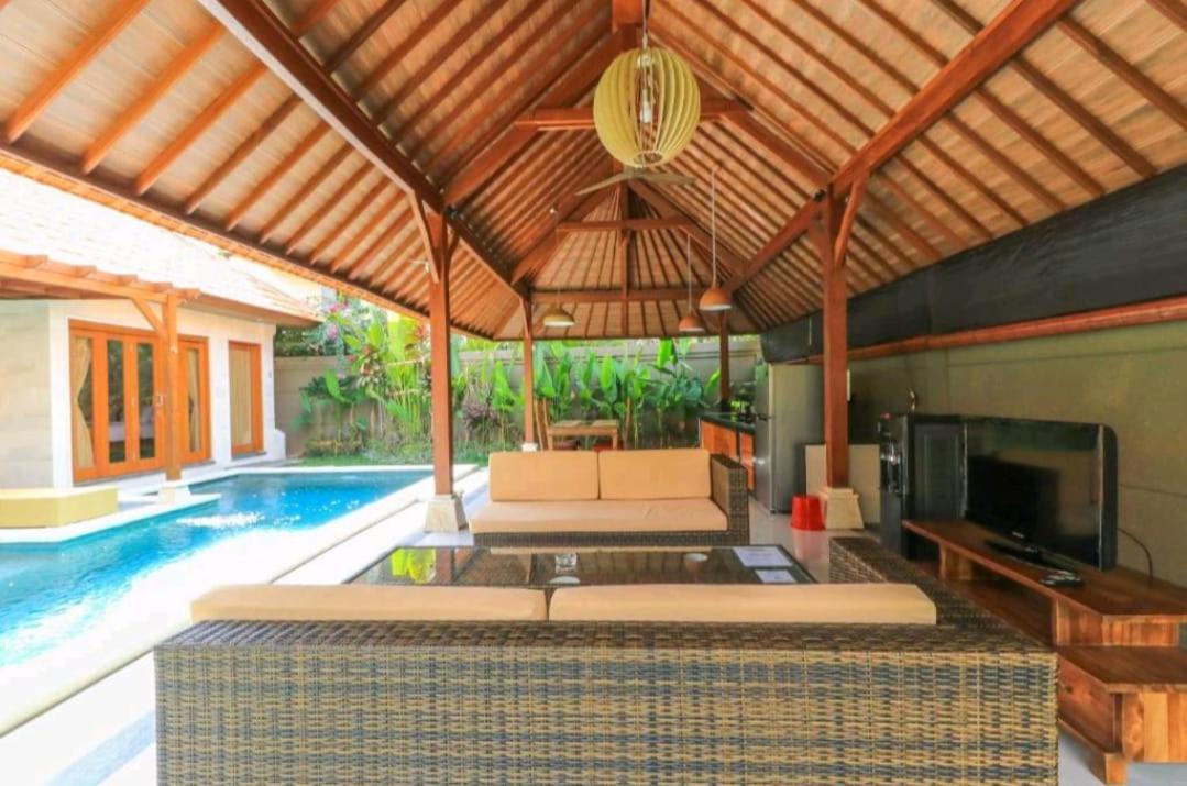 Three Brothers Bungalows & Villas Legian Exteriér fotografie