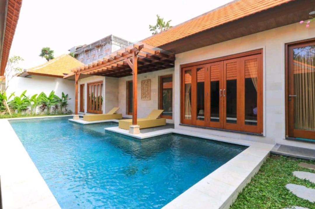 Three Brothers Bungalows & Villas Legian Exteriér fotografie