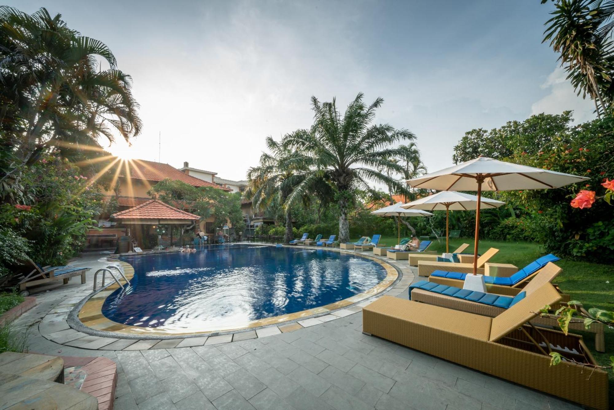 Three Brothers Bungalows & Villas Legian Exteriér fotografie